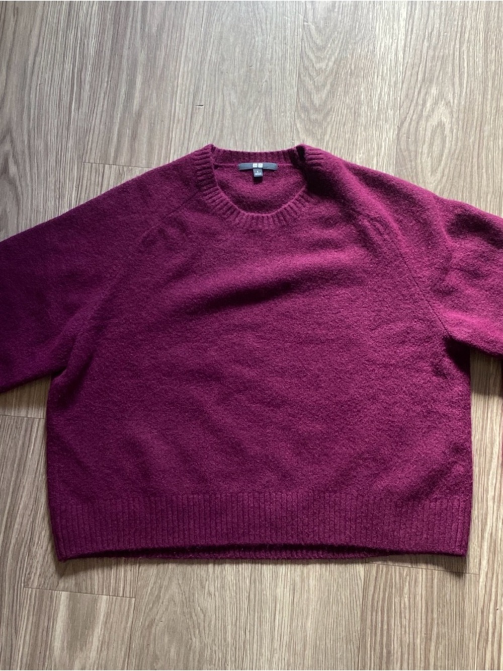 Uniqlo Women's Crewneck Sweater in Berry